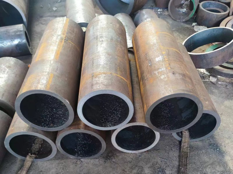 定西12Cr1MovG无缝钢管切割